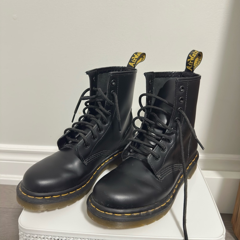Dr. Martens 1460 Black Leather Boots Size 7